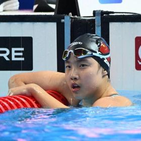 بعمر 12 عاماً.. الصينية يو زيدي تزلزل بطولة العالم للسباحة