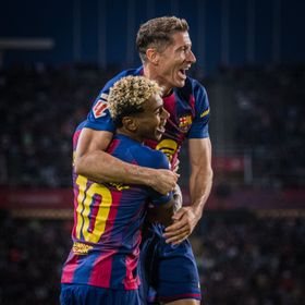 ليفاندوفسكي يتحدث عن عن الاختلافات بين برشلونة وبايرن واقتراب اعتزاله