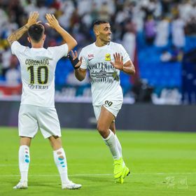 شاهد.. الاتحاد يبدأ دوري روشن بثلاثية في الرائد 