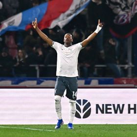 شاهد.. لاتسيو يقصي بولونيا ويحجز مكانه في نصف نهائي كأس إيطاليا