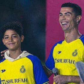 كريستيانو رونالدو يحتفي بثنائية "نجله" مع النصر أمام الأهلي