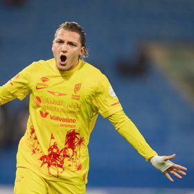 القادسية يهزم النجمة وكينونيس يهدد عرش رونالدو بالهدافين