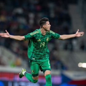 "المنقذ" عبد الله الحمدان يسطع من جديد في سماء الكرة السعودية