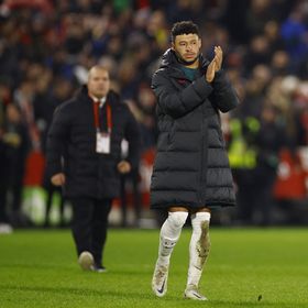 بعد التعاقد مع جاكبو.. تشامبرلين يقرر الرحيل عن ليفربول