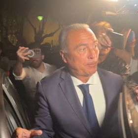 رئيس برشلونة يهاجم التحكيم: نظام ضعيف لا يليق ببطولة كبرى