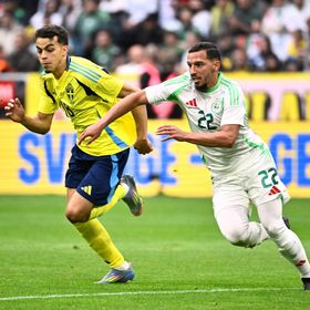 إسماعيل بن ناصر يثير ضجة في ميلان