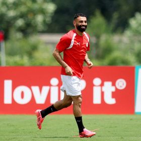 بسبب "عمولة 35%".. رئيس بشيكتاش يهاجم وكيل محمد صلاح