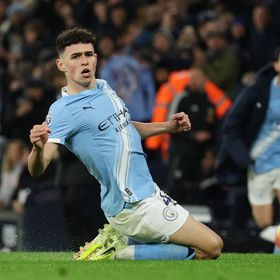 فودين ينقذ مانشستر سيتي من فخ ليدز في الدوري الإنجليزي