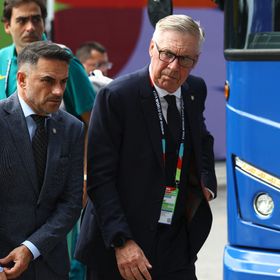 نيمار احتياطياً في تشكيلة البرازيل لمواجهة اسكتلندا بكأس العالم