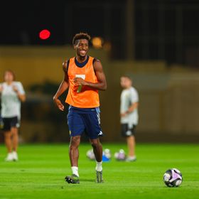كومان لاعب النصر يكشف أسباب رحيله عن بايرن ميونيخ
