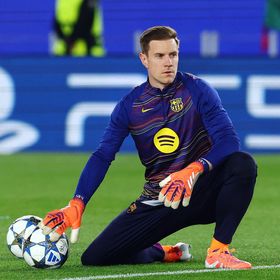 الأعين على تير شتيغن..  يوم حاسم للحارس الألماني مع برشلونة