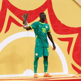 ماذا دار بين ماني ولوروا خلال "أزمة الانسحاب" من نهائي كأس إفريقيا؟