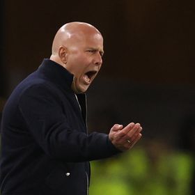 سلوت: فرضنا شخصيتنا على إيفرتون بمساعدة الجمهور الرائع