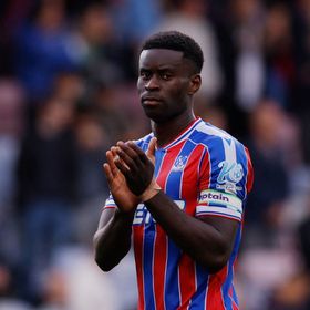 غلاسنر يؤكد رحيل غويهي عن كريستال بالاس بنهاية الموسم