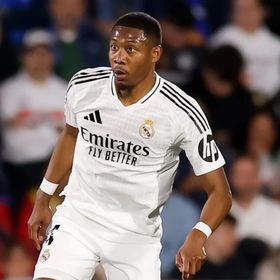 ضربة ثالثة.. ريال مدريد يعلن إصابة ألابا ويصبح بلا دفاع