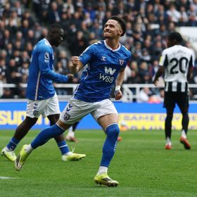 شاهد.. المغربي طالبي يسجل وسندرلاند يصعق نيوكاسل بهدف قاتل