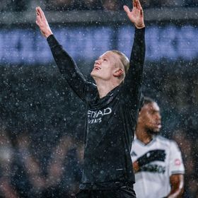 هالاند يصل إلى للهدف 100 في الدوري الإنجليزي ويكسر رقم شيرر