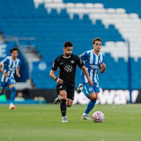 بنفيكا يواجه عقبات في سعيه لضمّ الجزائري محمد عمورة من فولفسبورغ