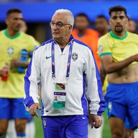 مدرب البرازيل يتوقع مباراة صعبة أمام كولومبيا "الممتعة" في كوبا أميركا