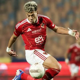 صديق إمام عاشور يورطه في أزمة جديدة.. واللاعب "الموقوف" يرد