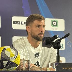 إينيغو مارتينيز: جاهزون للمواجهة ونريد العودة بالكأس