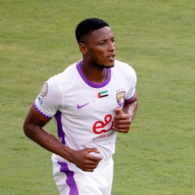 رغم إهدار أغرب فرصة.. لابا أفضل لاعب في مباراة العين والوداد