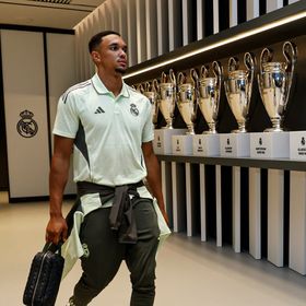 أرنولد في خطر.. إحصاءات مباراة أوساسونا "ترجّح كفة" كارفاخال