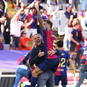 كيف يعوّض فليك مدرب برشلونة رحيل إنييغو مارتينيز؟