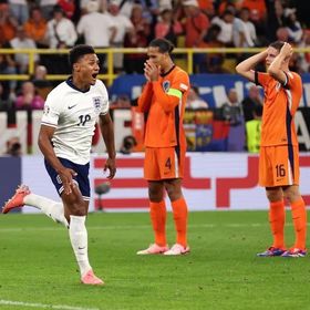 واتكينز "المنقذ" أفضل لاعب في مباراة إنجلترا وهولندا