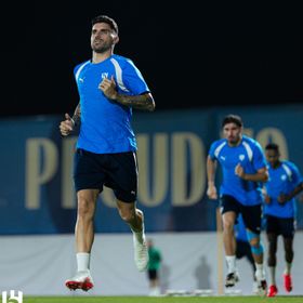 9 أجانب وغياب واتكينز.. تشكيلة الهلال أمام الغرافة