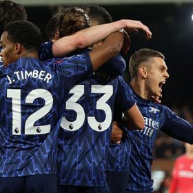 أرسنال يُحافظ على صدارة الدوري الإنجليزي بسلاحه المفضل