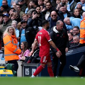 بعد محمد صلاح.. ليفربول يتخلص من لاعب مصري جديد