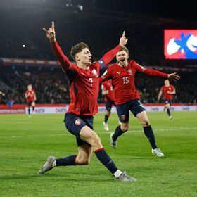 التشيك تعبر الدنمارك بركلات الترجيح وتبلغ نهائيات كأس العالم