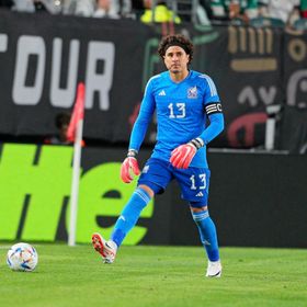 اترك فرصة للشباب.. أوتشوا يثير ضجة في المكسيك قبل كأس العالم