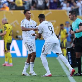 مبابي يقود هجوم ريال مدريد ضد سان جيرمان وغياب أرنولد