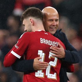 روبرتسون يشيد بـ"الموهبة الاستثنائية" بعد تفوقه على فينيسيوس