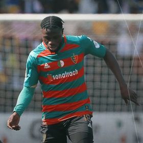 هزيمة مولودية الجزائر أمام لوبوبو تعقّد وضعه في دوري أبطال إفريقيا