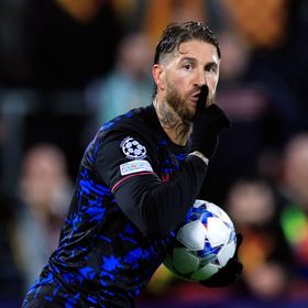 إشبيلية يغلق ملف عودة سيرخيو راموس رغم المشاكل الدفاعية