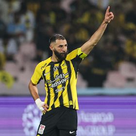 شاهد.. الاتحاد يهزم الوحدة ويُوسع الفارق مع الهلال في الصدارة