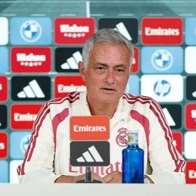 مورينيو: بيلينغهام لاعب فريد وكوكوريّا سيبدأ أساسياً أمام ملقة