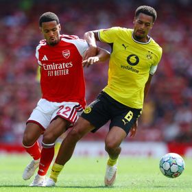 أرسنال يسقط أمام دورتموند ودياً