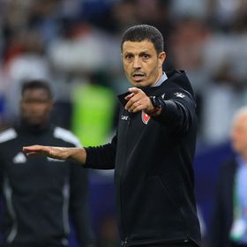 صديق عزيز.. مواجهة عاطفية بين سلامي ورينارد في قمة السعودية والأردن