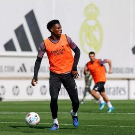 تشواميني يقترب من تمديد عقده مع ريال مدريد