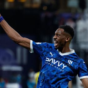 الاتحاد يطلب استعارة محمد كنو من الهلال