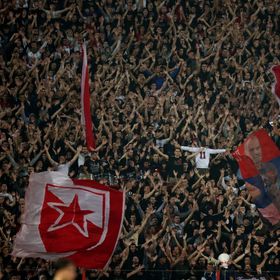 يويفا يعاقب جمهور ريد ستار الصربي مجدداً بسبب العنصرية