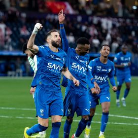 شاهد.. الهلال يتقدّم على النجمة في الشوط الأول بهدف كريم بنزيما