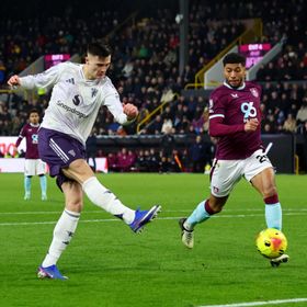 مانشستر يونايتد يتعادل أمام الجريح بيرنلي في أول اختبار بعد حقبة أموريم