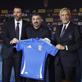 غاتوزو يطالب لاعبي إيطاليا بـ"الالتزام" وجعل المنتخب "أسرة"