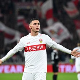 شتوتغارت يعبر سيلتا فيغو في الدوري الأوروبي بفضل ثنائية الخنوس وبوعناني