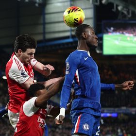 ديربي لندن.. مواعيد مباريات اليوم الأحد 1 مارس 2026